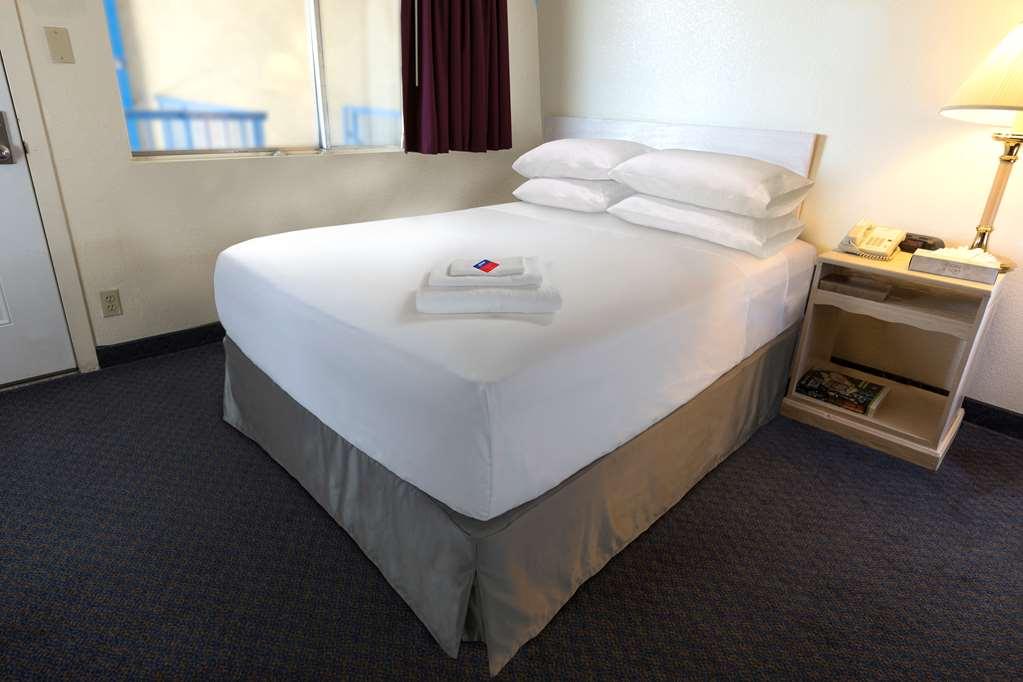 Americas Best Value Inn North Port Camera foto