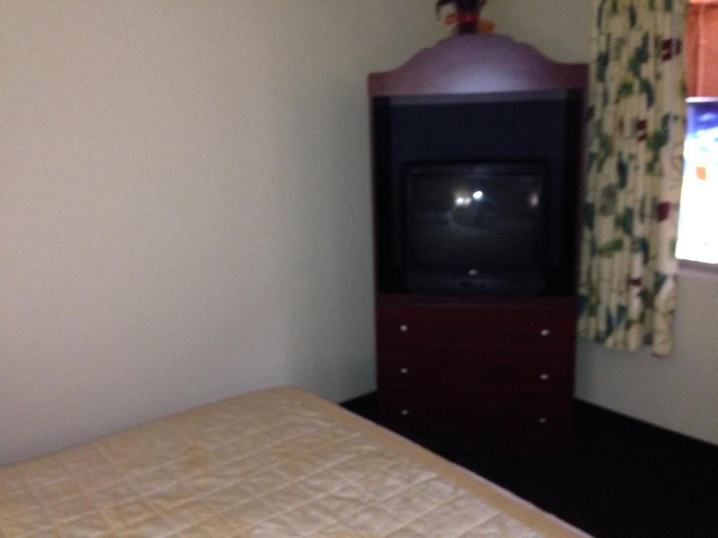 Americas Best Value Inn North Port Camera foto