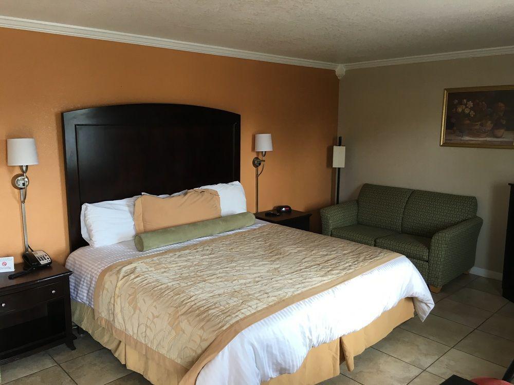 Americas Best Value Inn North Port Esterno foto
