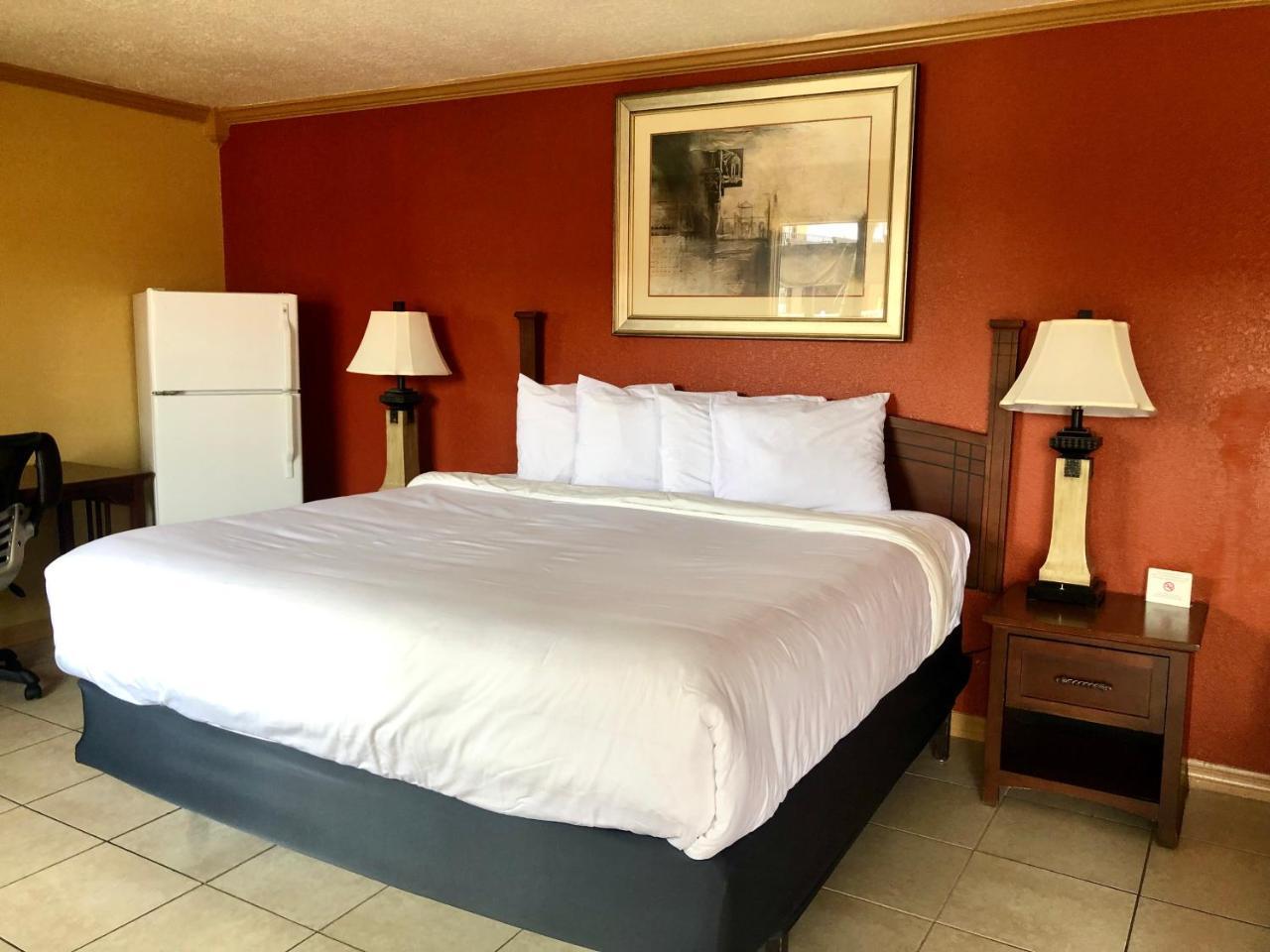 Americas Best Value Inn North Port Esterno foto